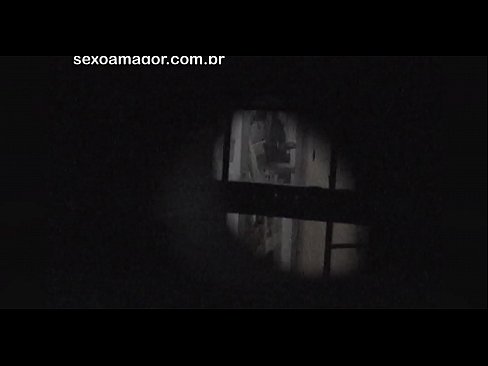 ❤️ 블론디는 중공 벽돌 뒤에 숨겨진 이웃 뱃사공에 의해 비밀리에 비디오에 녹화됩니다. ❤️❌ 러시아 포르노 ko.sextoysformen.xyz에서 ️❤